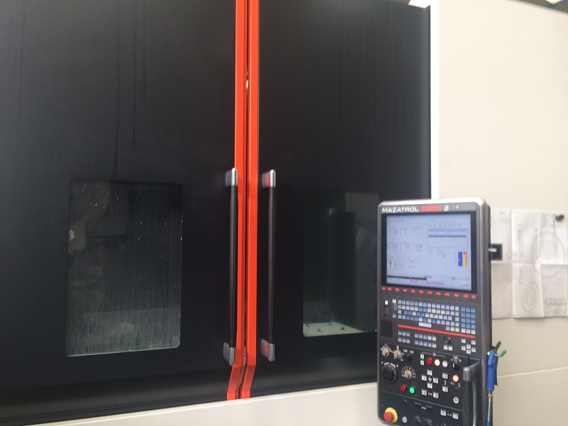 Вертикальный обрабатывающий центр MAZAK VTC 800/20SR